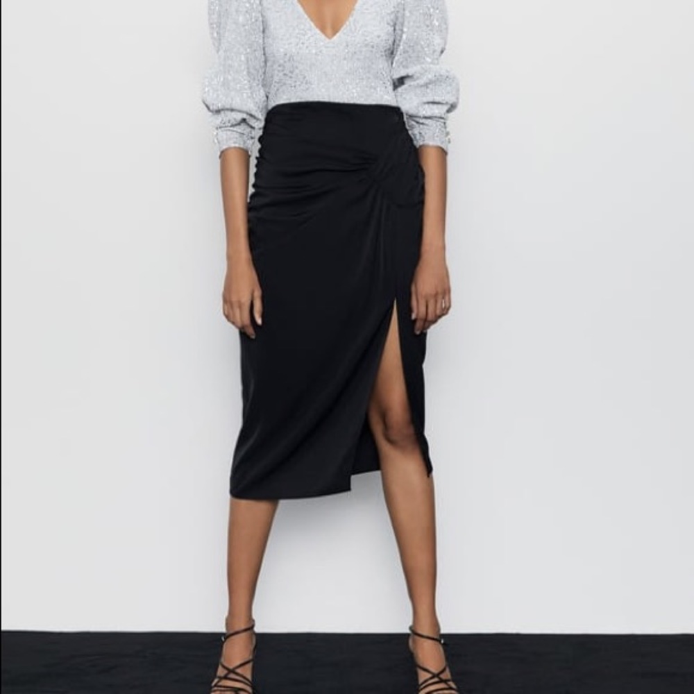 Zara DRAPED SKIRT Black